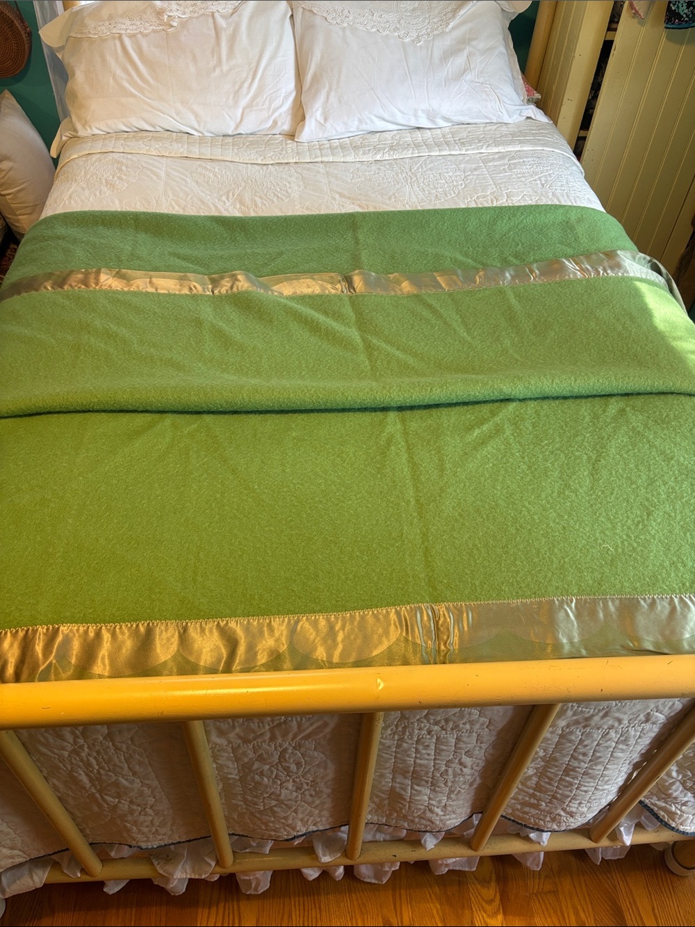 Vintage 100% St. Marys Woolen Manufacturing Co. Wool Blanket Soft Green
